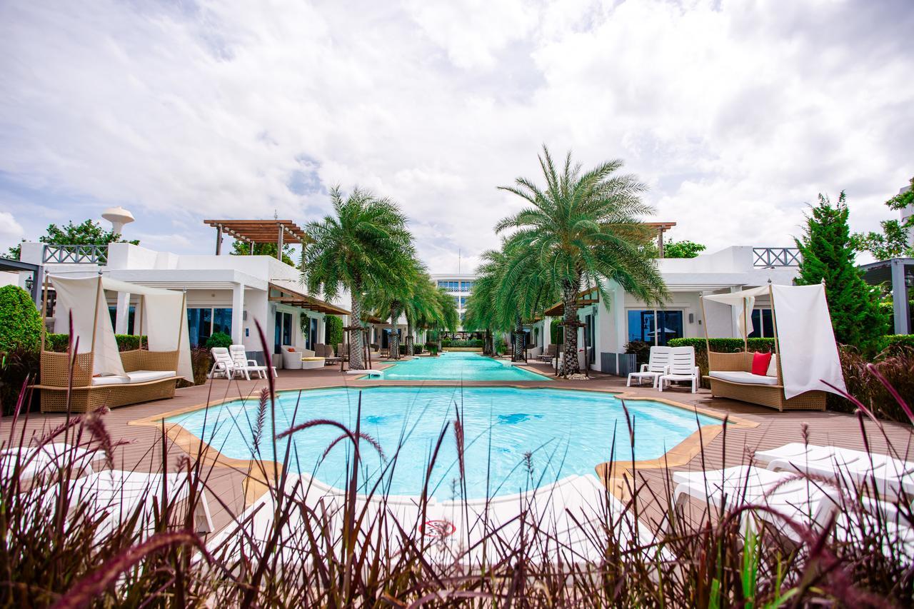 The Verona Villa Hua Hin Bagian luar foto