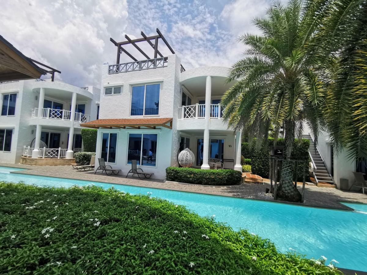 The Verona Villa Hua Hin Bagian luar foto