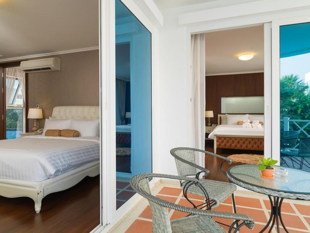 The Verona Villa Hua Hin Bagian luar foto