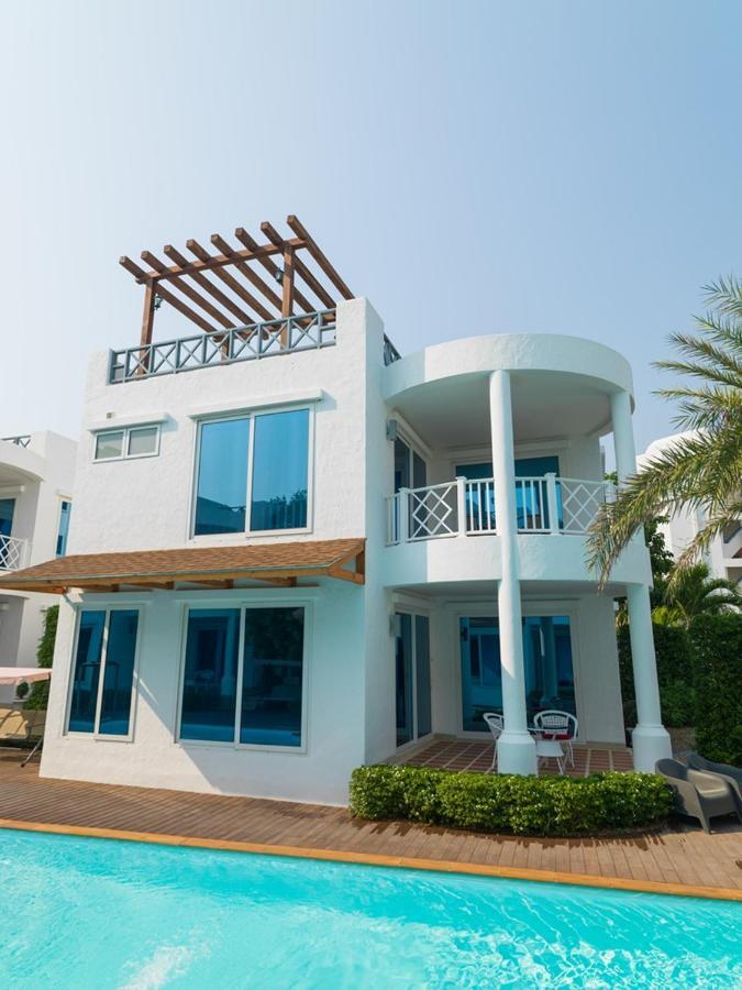 The Verona Villa Hua Hin Bagian luar foto