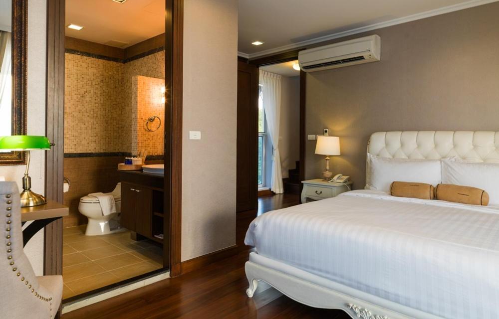 The Verona Villa Hua Hin Bagian luar foto